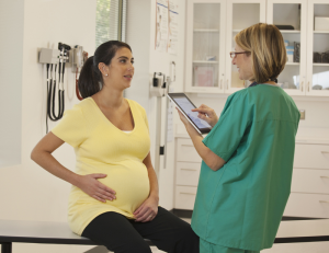 Второй скрининг при беременности: обнаруживаем группы риска для мамы и малыша.