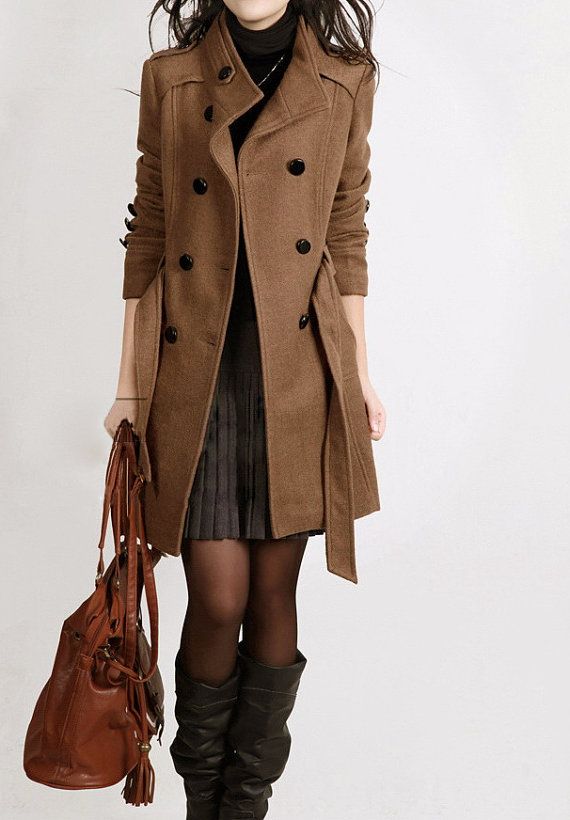 Фото к теме статьи: Как выбрать зимнее женское пальто?